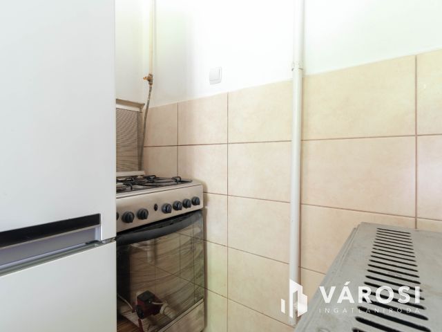 72 m2-es lakás, pár lépés a Duna, a Fővám tér, a Corvinus