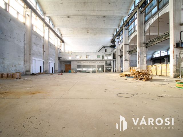 Kiadó ipari csarnok Csepelen